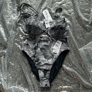 Two piece high waisted bikini